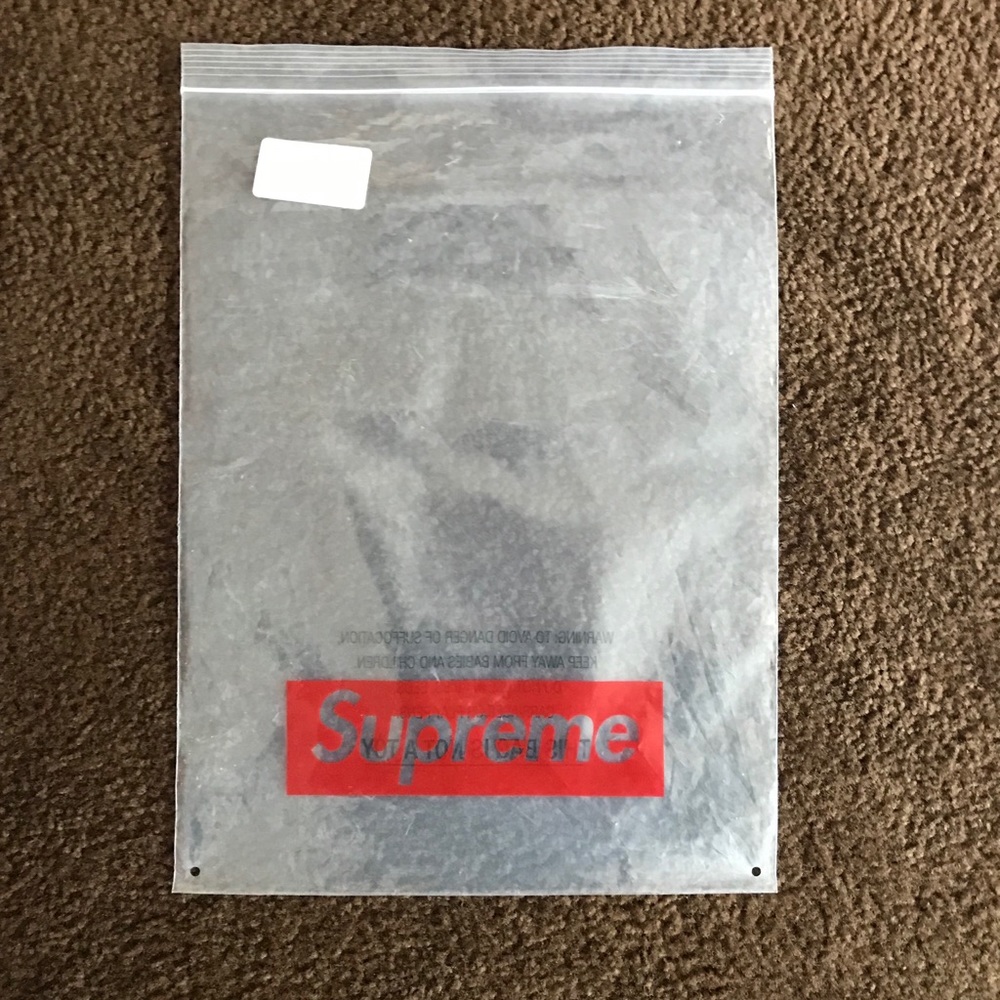 Large ziplock Supreme shopping bag